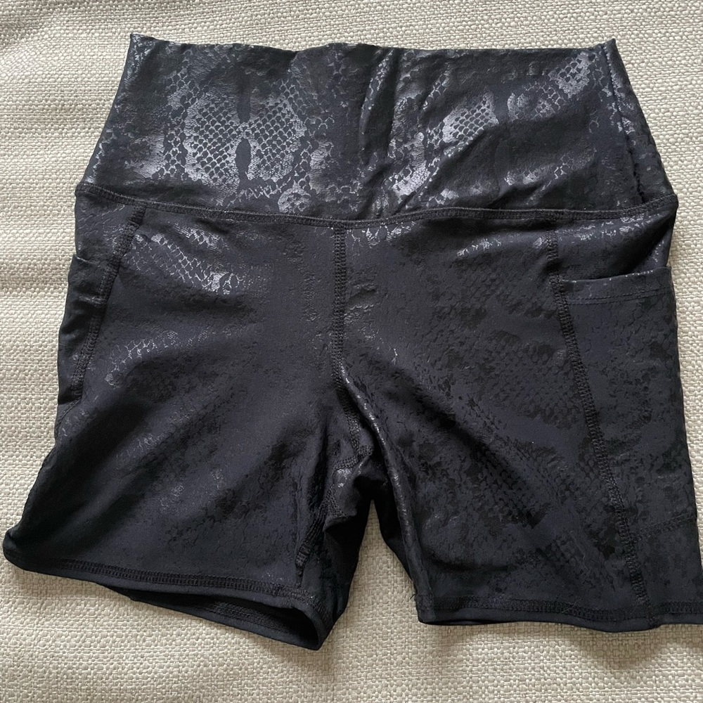 EVCR Black Python Bike Shorts